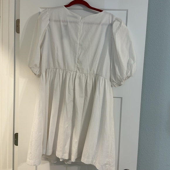 Abercrombie White Dress | Size XL - Picture 2 of 4